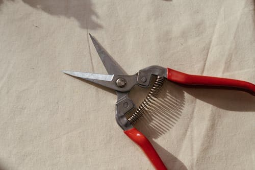How to Cut Steel Cable: The Right Tools and Techniques