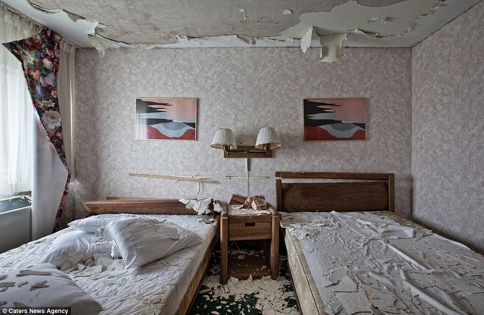 Dream Meaning of Dirty Hotel