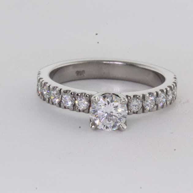 Dream Meaning of A Sparkling Diamon Engagement Ring
