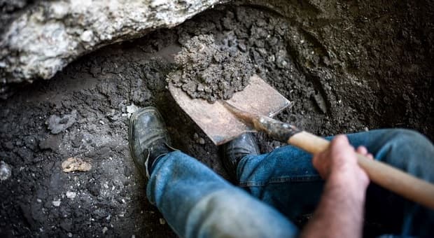 Dream Meaning of Digging Well