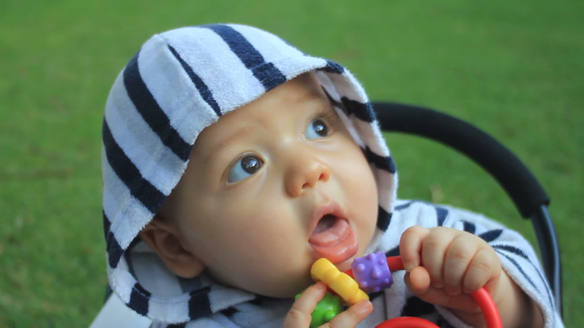 Dream Meaning of A Baby Smiling At You