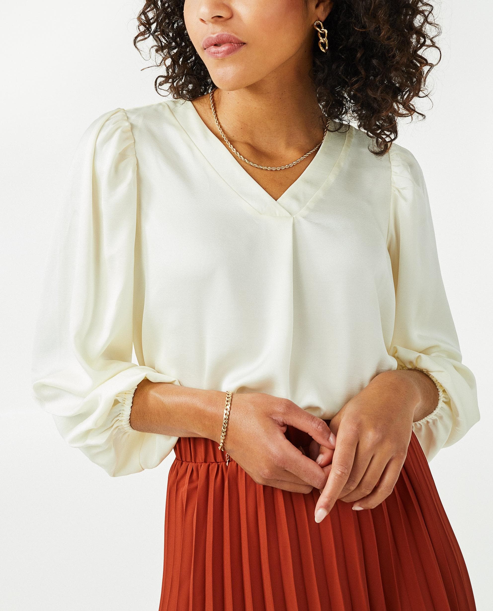 Dream Meaning of Blouse
