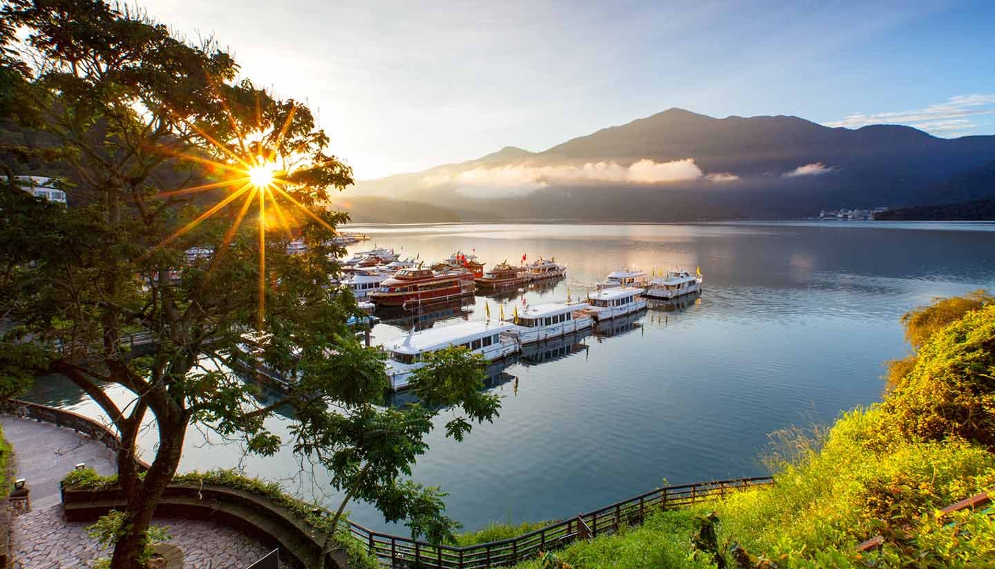 Best Taiwan Travel Guide: What to See & Do in the Heart of Asia