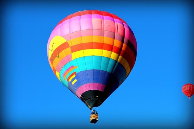 Dream Meaning of A Hot Air Balloon