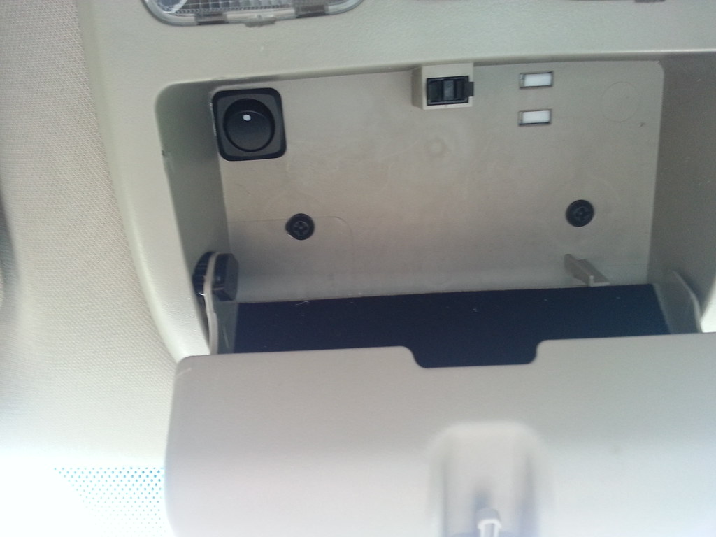 Dome Light Override: What It Does and When to Use It