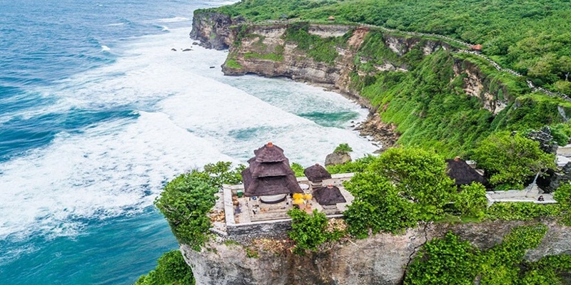 What to Do in Uluwatu: Best Activities for an Epic Visit