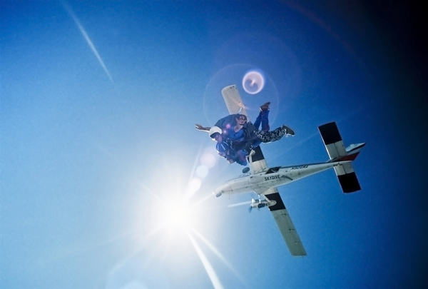 Dream Meaning of A Person Falling From A Plane