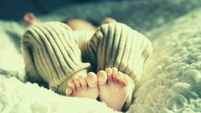 Dream Meaning of Baby Falling Off Bed