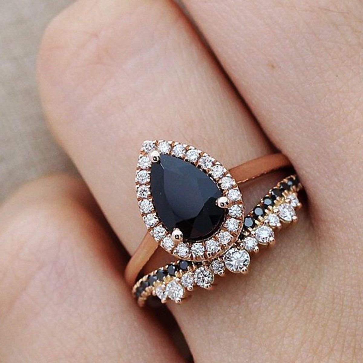 Dream Meaning of Black Diamond Ring