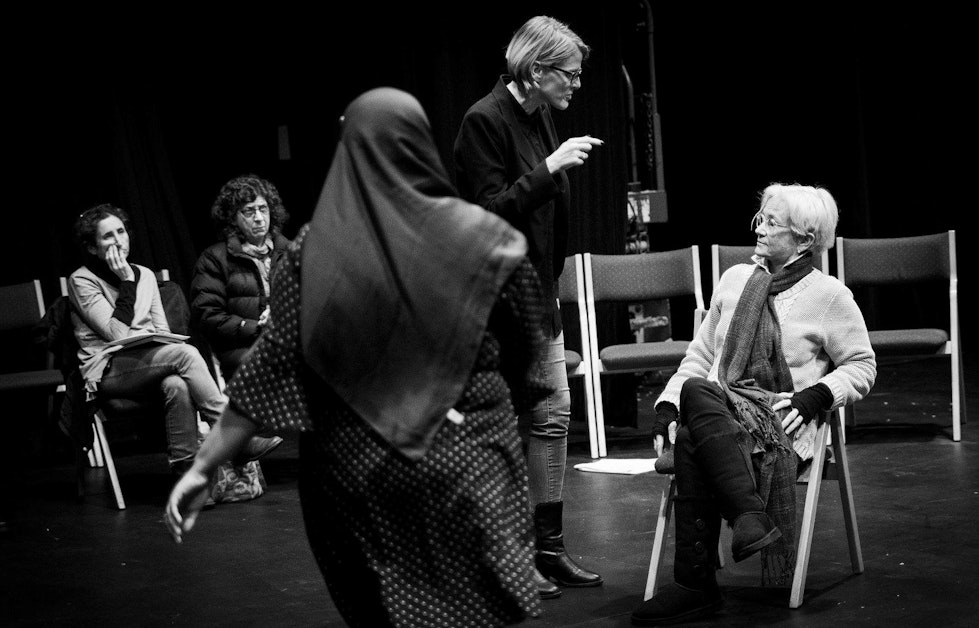 Dream Meaning of Being Threatened By Someone I Cant See