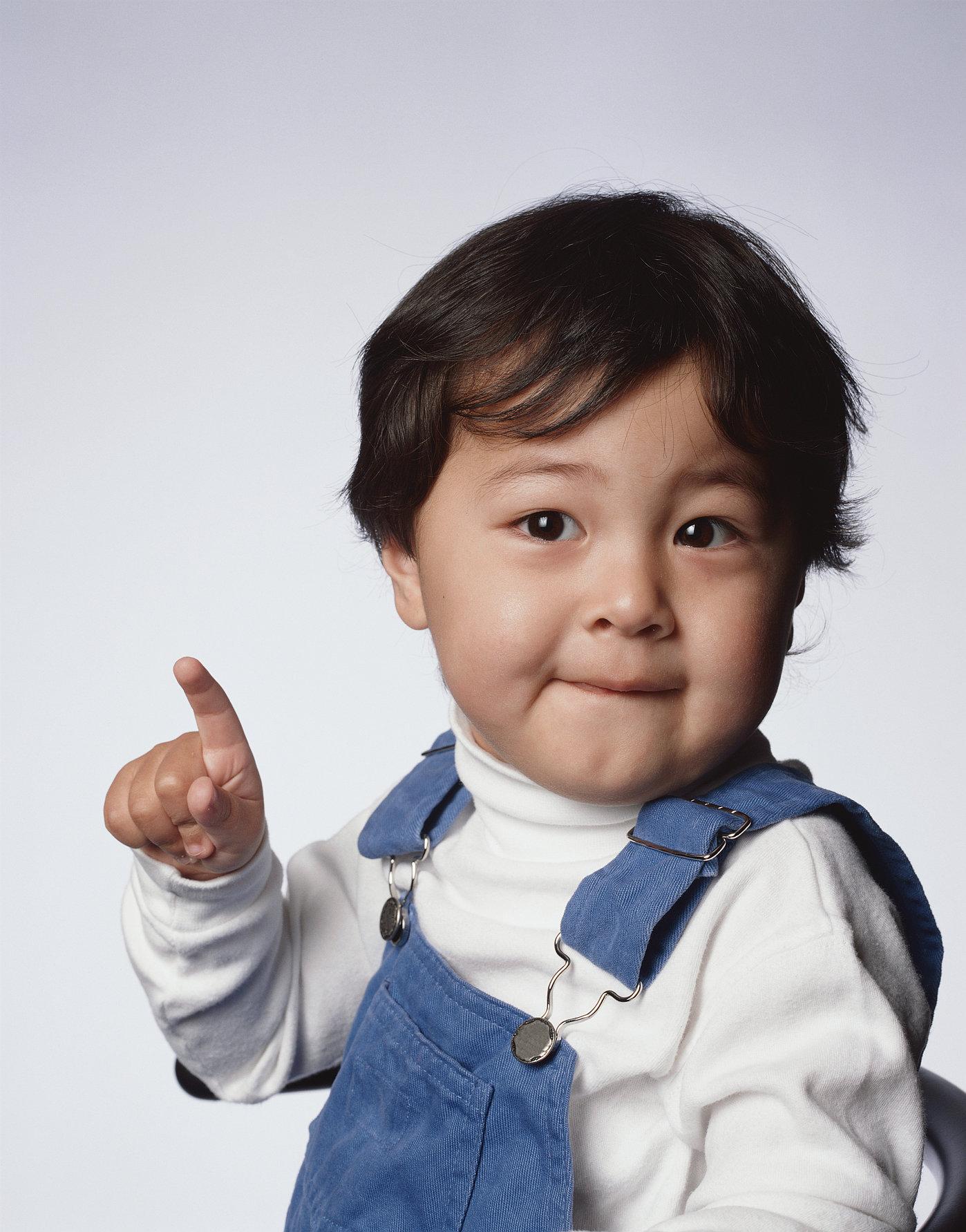 What Does Angel Number 12:10 Mean?