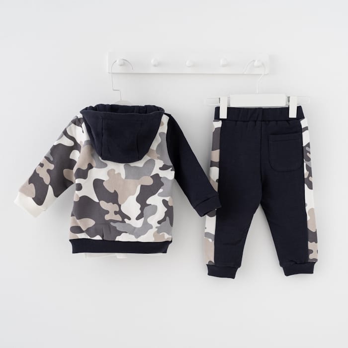 What Does Angel Number 22225 Mean?